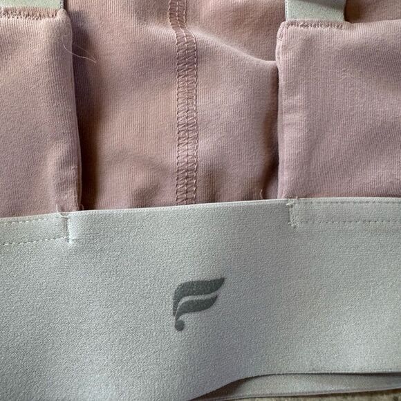 Fabletics Rose Pink Sports Bra – Size S - Picture 4 of 7